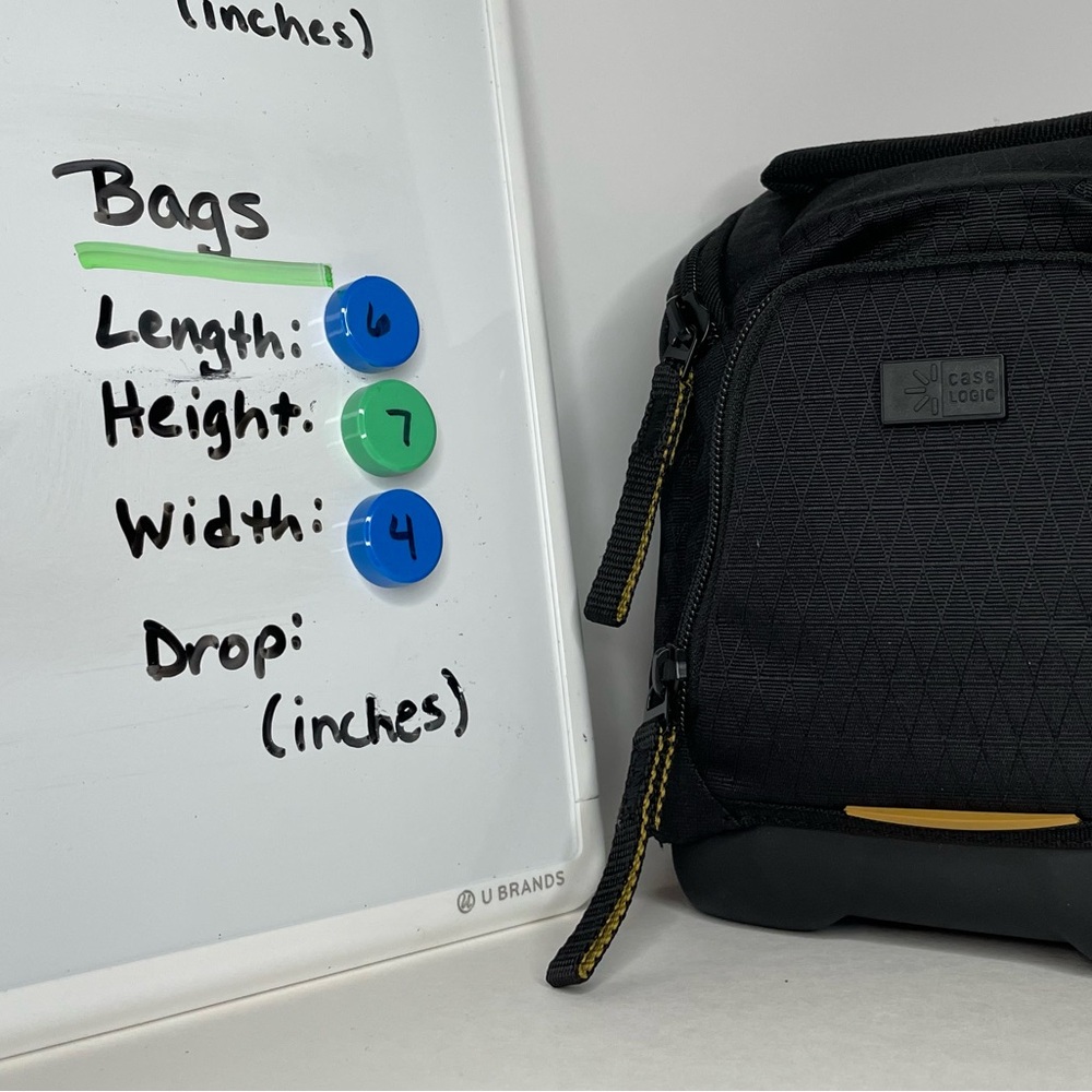 Case Logic camera case‎ - Picture 9 of 9